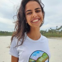 Lara C. Lopes