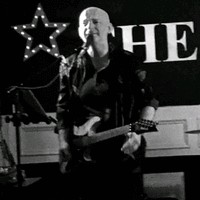 Lee B