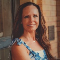 Sara R. Trenkamp