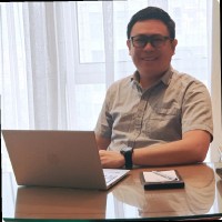 Donald Around Mantiri