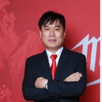 Yongbum Park
