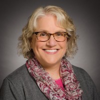 Debbie Crow, Mod