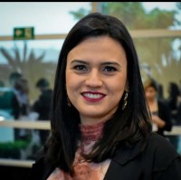 Letícia Carvalho