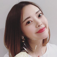 Xiaomin Hou