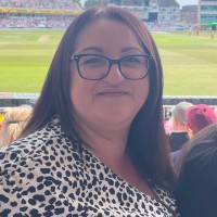 Stephanie Cundy