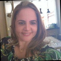Debora Roberti Veloso