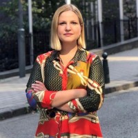 Lucy Helmut