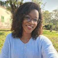 Ariane Nostório