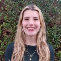 Alice Saunders
