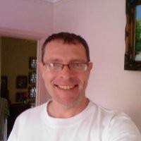 Simon Bennett