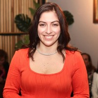 Laura Neroulias Bisiotis