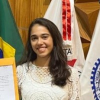 Letícia Viana Scarpelli Aguiar