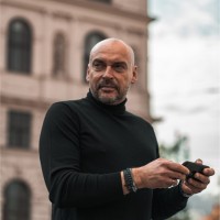 Roger Sluis, Van Der