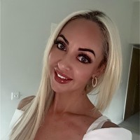 Leanne Stott