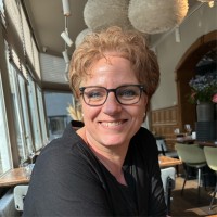 Esther Hooft-Coenen