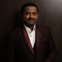 Chandhru R