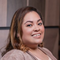 Yesenia Flores
