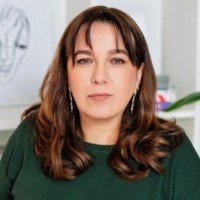 Susanne M. Schwelle