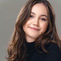 Maya Fiallos