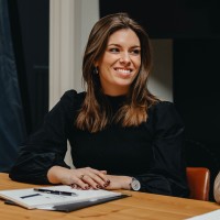 Steffi B.