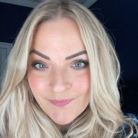 Samantha Henderson
