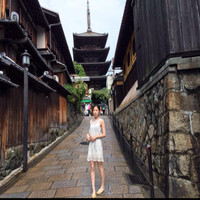 Elaine Qi