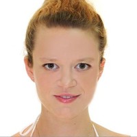 Éva Nicolas