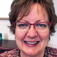 Julie Szabo