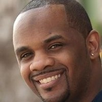 D. Deshaun Calhoun
