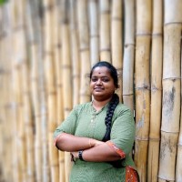 Divya R