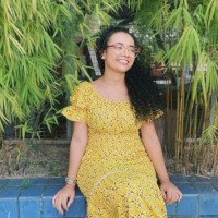 Camila Umbelino Carvalho