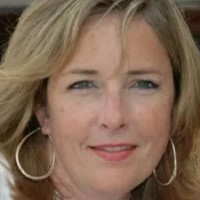 Stephanie Newhouse