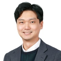 Jun Lee