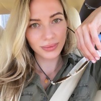 Ellena D Dean