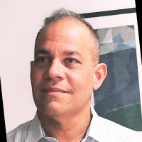 Jorge J Martinez