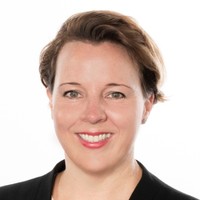 Lisa Robertson