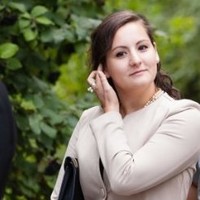 Melinda Márta Apáti
