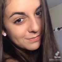 Karina Machado Leonel