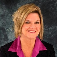 Julie Davis-Petit