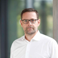 Dr. Matthias Brönner