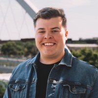 Derrik Wallace