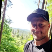 Tadas S