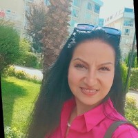 Sevgi Top