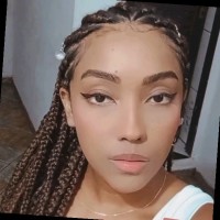 Stefany Santos