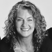 Debbie Sandherr