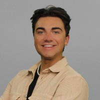 Riley Manion
