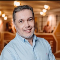 Milton Souza