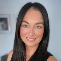 Suzanne Mccall