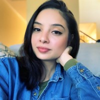 Alisya M.