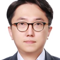 Young Sang Cha, Cfa